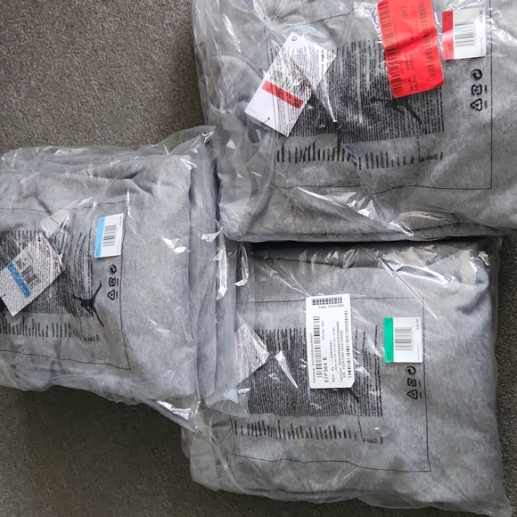 Jordan Hoodie - Picture 2 of 3